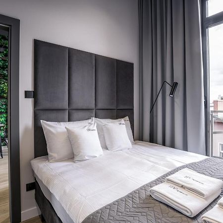 Luxo Apartments 13 Єленя-Ґура Екстер'єр фото
