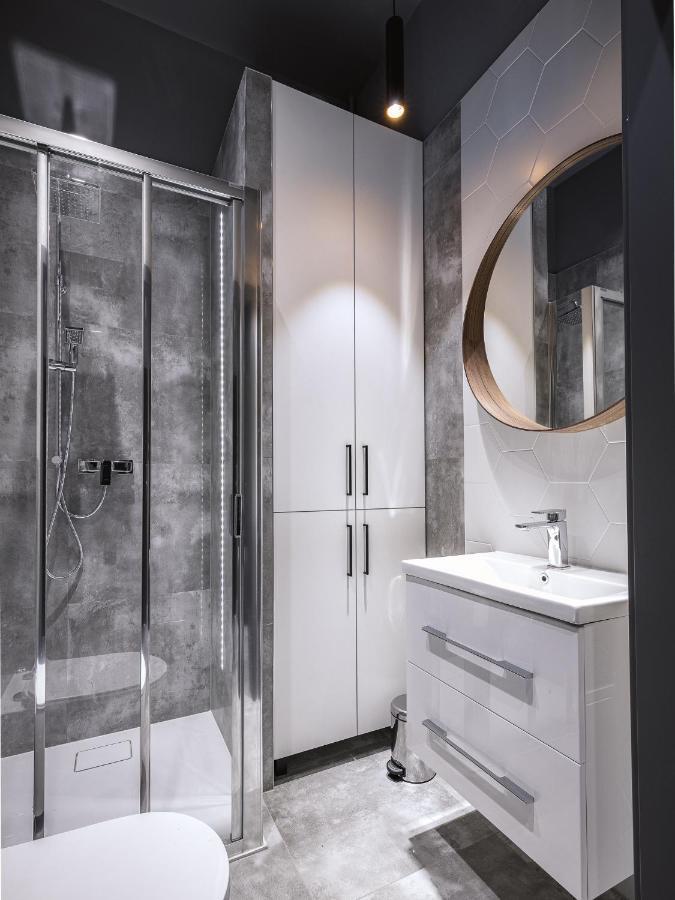 Luxo Apartments 13 Єленя-Ґура Екстер'єр фото
